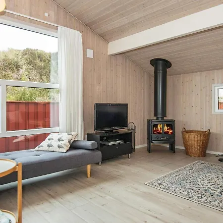 Three-bedroom Holiday In Henne 2 * 亨讷斯特兰德